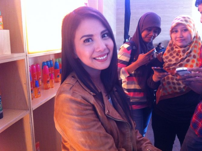 Tips Jaga Keharmonisan Keluarga dari Tya Ariestya