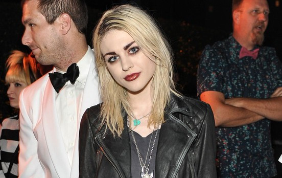 Anak Kurt Cobain Tak Suka Nirvana