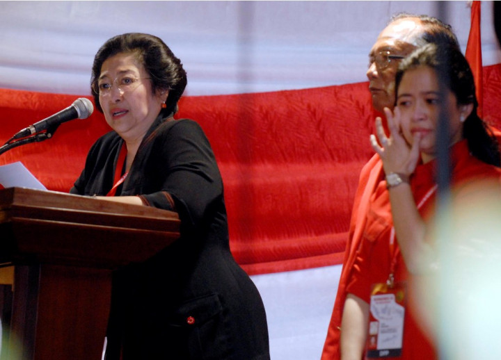 Ada Tetes Air Mata Mega saat Pembukaan Kongres PDIP