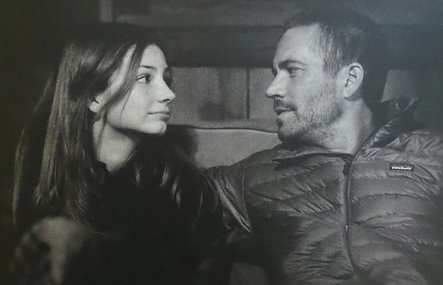 Putri Mendiang Paul Walker Kongko Bareng Pemain 