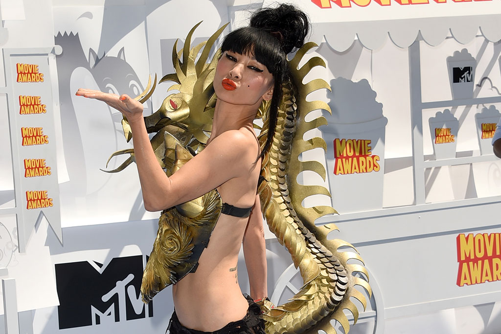 Gaun Naga Bai Ling di MTV Movie Awards