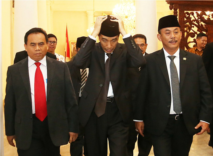 Panggil Prasetyo & Ahok, Jokowi Ingin Kisruh APBD Selesai