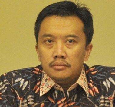 Mantan Pengurus Persebaya Tuding Menpora Bodoh