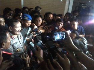 Tingkatkan Hubungan, Badrodin Janji Suplai Penyidik Terbaik untuk KPK