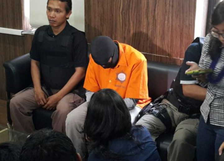 Cerita Rio Jajaki Seks <i>Online</i> hingga Membunuh Deudeuh