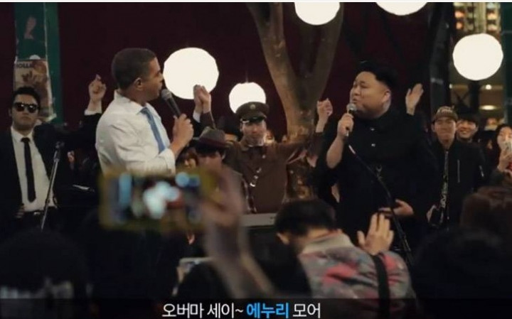 'Obama' & 'Kim Jong Un' Duet Nyanyi 