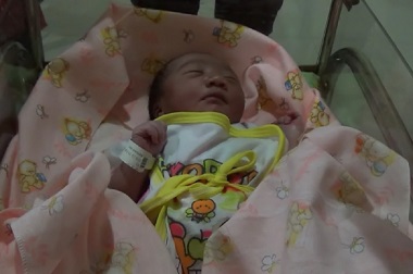 Sang Ibu Berharap `Bayi Digantung di Spion` Dirawat Warga 