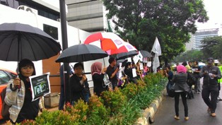 Jokowi Didesak Turun Tangan Memimpin Pembebasan Buruh Migran