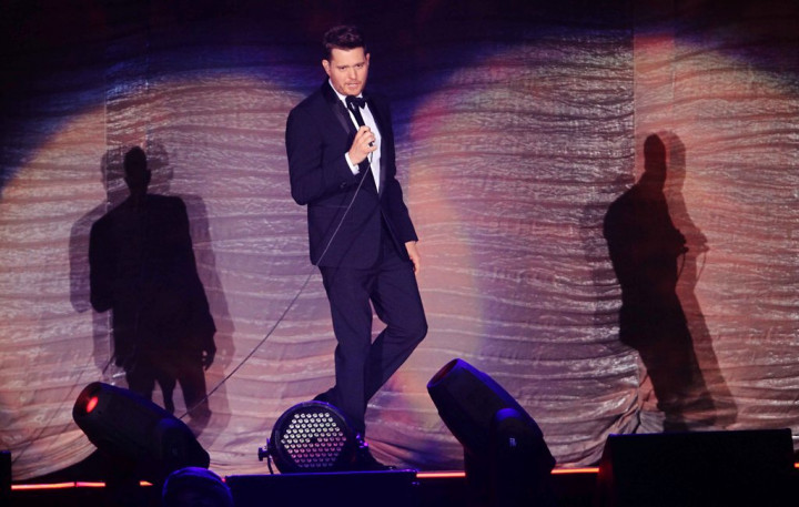 Gara-gara Selfie, Michael Buble Dikecam 