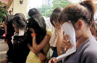 Polri Tak Mau Sendirian Berantas Prostitusi Online