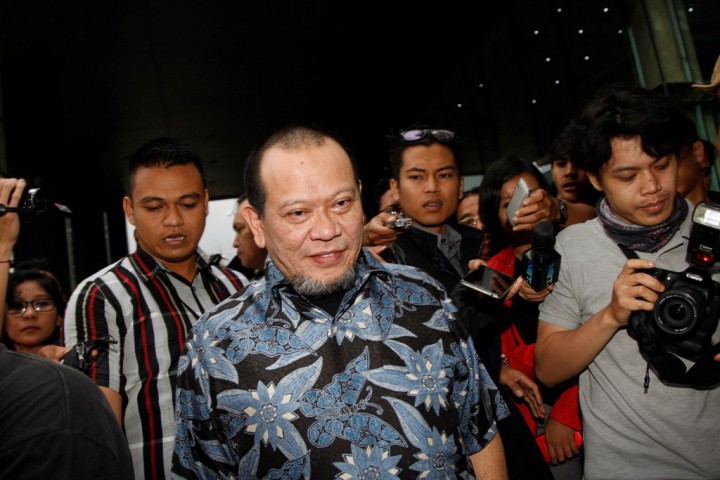 La Nyalla Mattalitti Terpilih Jadi Ketum PSSI 2015--2019