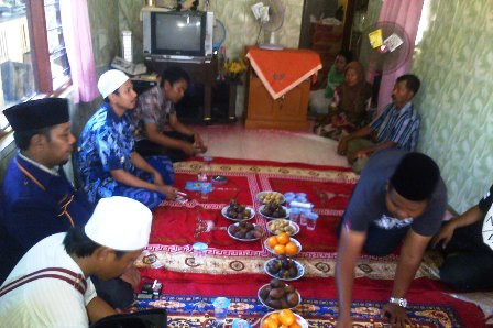 DPC NasDem Bangkalan Datangi Rumah Mendiang Zaenab