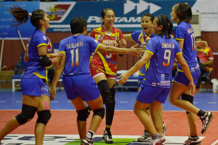 Jakarta Electric Putri Juara Proliga 2015