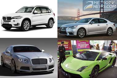 Deretan Mobil Mewah Pejabat Negara 