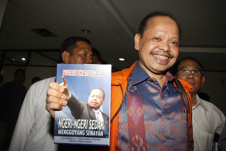 Sutan Gagal Edarkan Buku 'Ngeri-Ngeri Sedap'