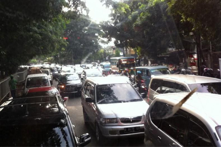 Jalan Protokol Ditutup, Jalur Pengalihan Macet Parah