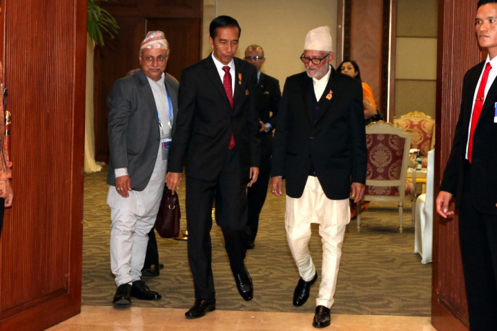 Jokowi Tawarkan PM Nepal Berwisata ke Candi Borobudur