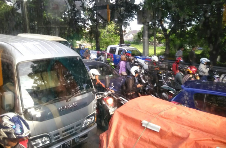 Imbas Sistem Buka Tutup Jalan Pagi Ini, Cawang Macet