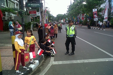 Para Pelajar di Bandung Bersiap Sambut Tamu KAA
