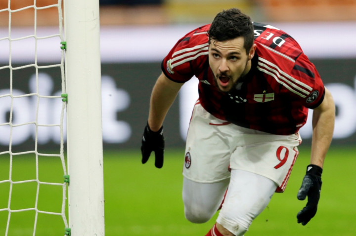 Gagal Dipermanenkan Milan, Destro Merapat ke Fiorentina