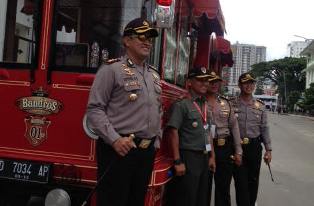 Para Kapolres pun Berfoto di Jalan Asia Afrika