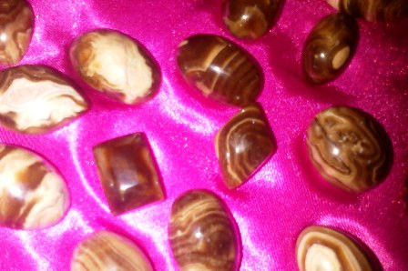 Mengenal Batu Brakas, Akik Bermotif Batik Lokal Khas Bangkalan