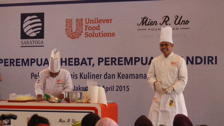 Saratoga Pilih Bisnis Kuliner Memberdayakan Kaum Perempuan