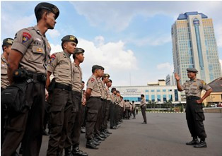 Mayday, Polisi Kawal Buruh dari Pintu Masuk Ibu Kota