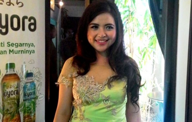 Trik Tasya Kamila Menghalau Stres