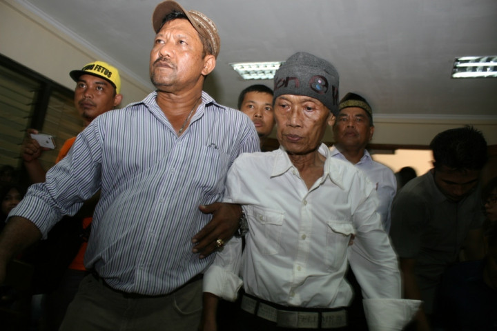 Tessy Divonis 10 Bulan Penjara