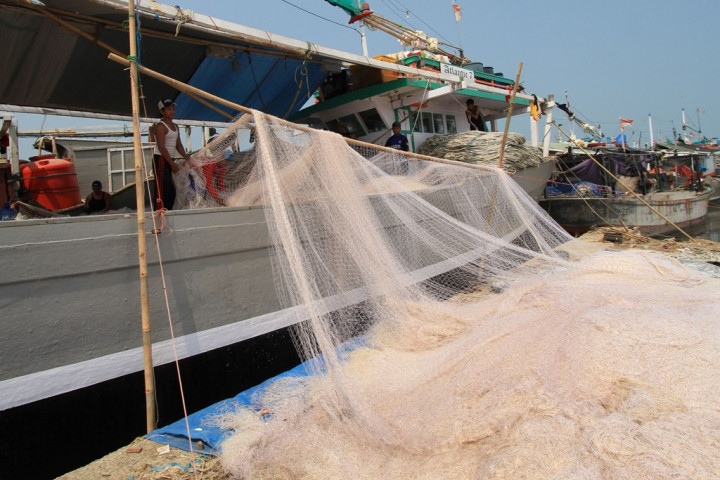 Cegah <i>Illegal Fishing</i>, RI Lebih Berani dari Australia