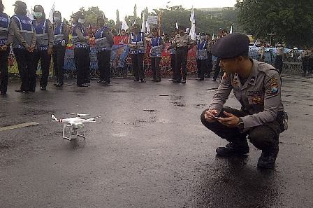 Pantau Demo Buruh, Polisi Siagakan 12 Kamera Terbang