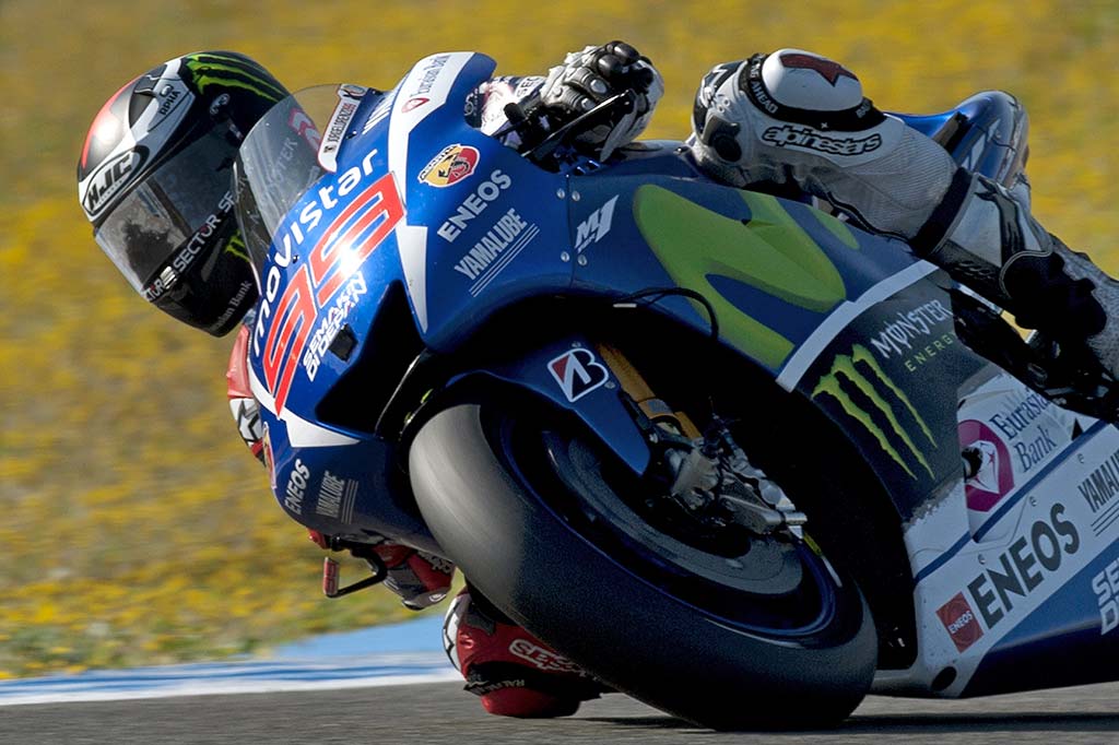 Lorenzo Sempurna Rebut Pole