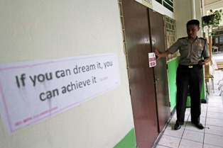 SMP Terbuka Kecamatan Senen, Ujian Nasional di SMP 216