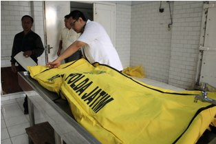 Diduga Kelelahan Bergoyang, Seorang Pemuda Tewas