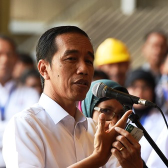 Berpikir Jernih di Keruh Jokowi 