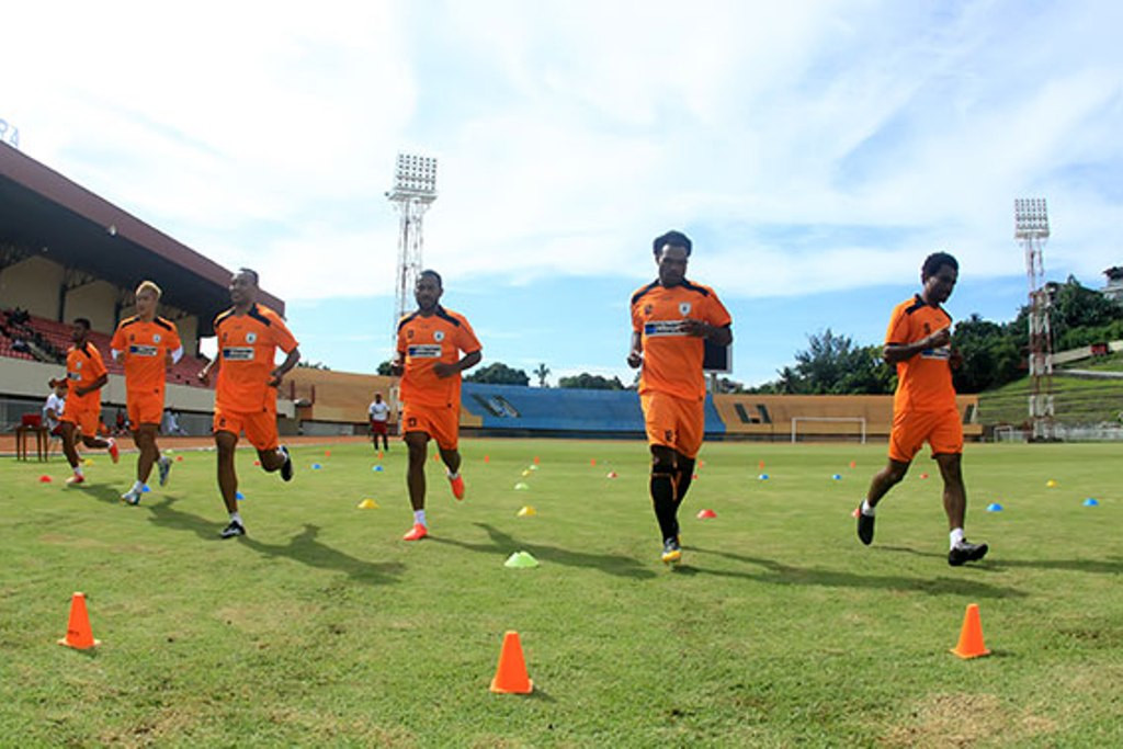 Persipura Jayapura ( ANTARA FOTO/Roy Ratumakin)