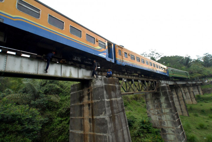 Siap-siap, H-60 KAI Jual Tiket Kereta Tambahan