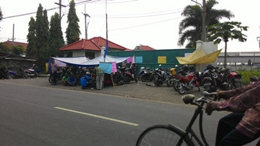 Ratusan Buruh PT SPA Mogok Kerja