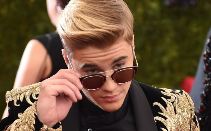 Justin Bieber Lalui Masa Sulit Saat Bersama Selena Gomez