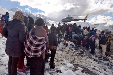 Tiga Pendaki Himalaya tak Ditemukan di Titik Sinyal Terakhir Teleponnya