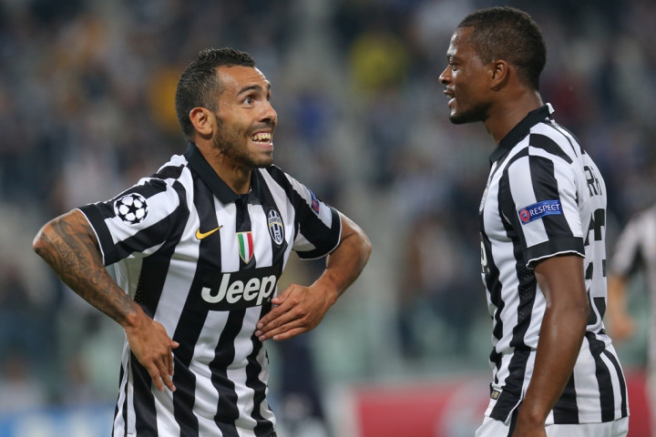 Evra Sanjung Tevez karena Berperan Besar saat Taklukkan Madrid   