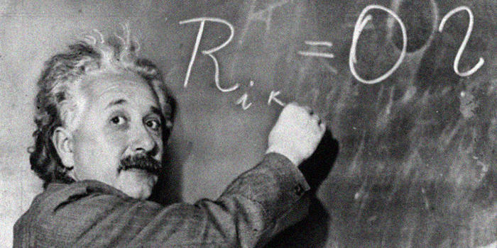 Tulisan Tangan Einstein Diubah Jadi Font, Anda Bisa Memakainya