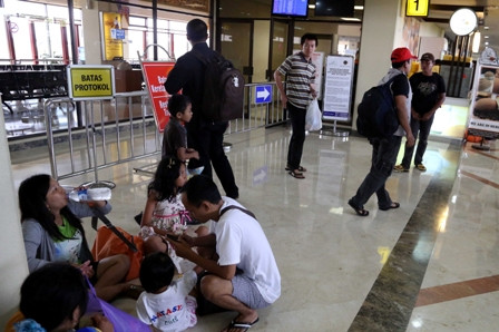 Resahkan Penumpang, 11 Porter Bandara Juanda Diciduk