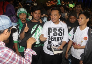 Sepak Bola Minus PSSI
