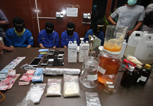 Pecandu, Korban Narkotika dan Kebijakan Hukum Pidana