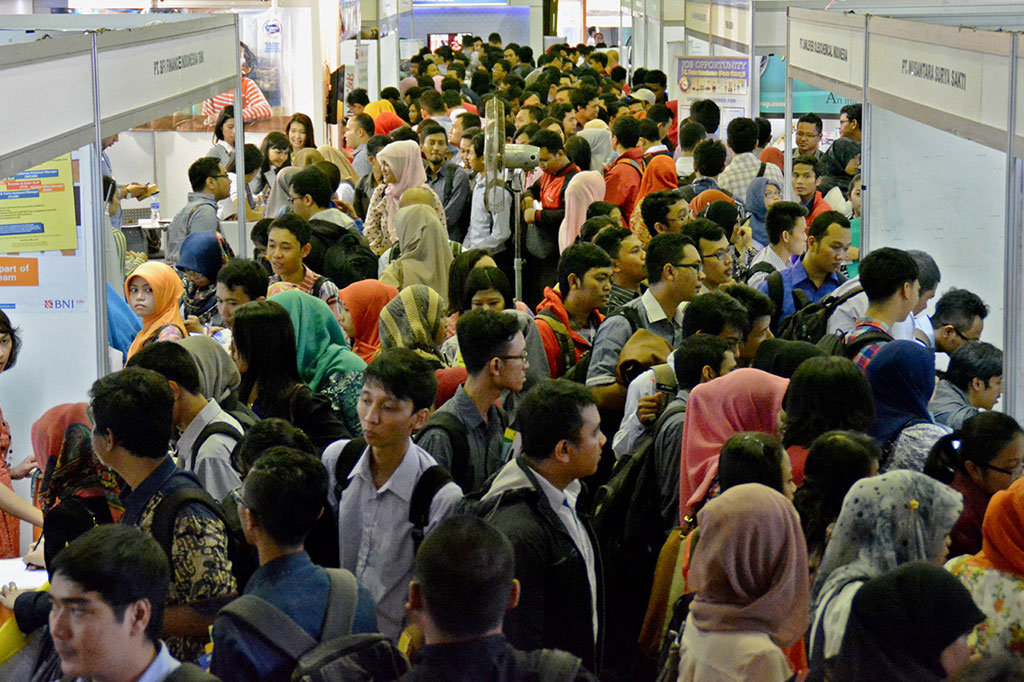 52 Perusahaan Ramaikan Bursa Kerja Undip