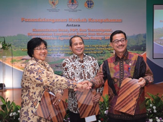 Menteri Desa Teken MoU dengan Dua Menteri terkait Lahan Transmigrasi