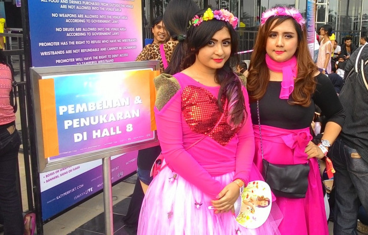 Demi Katy Perry, Katycats Tampil Maksimal