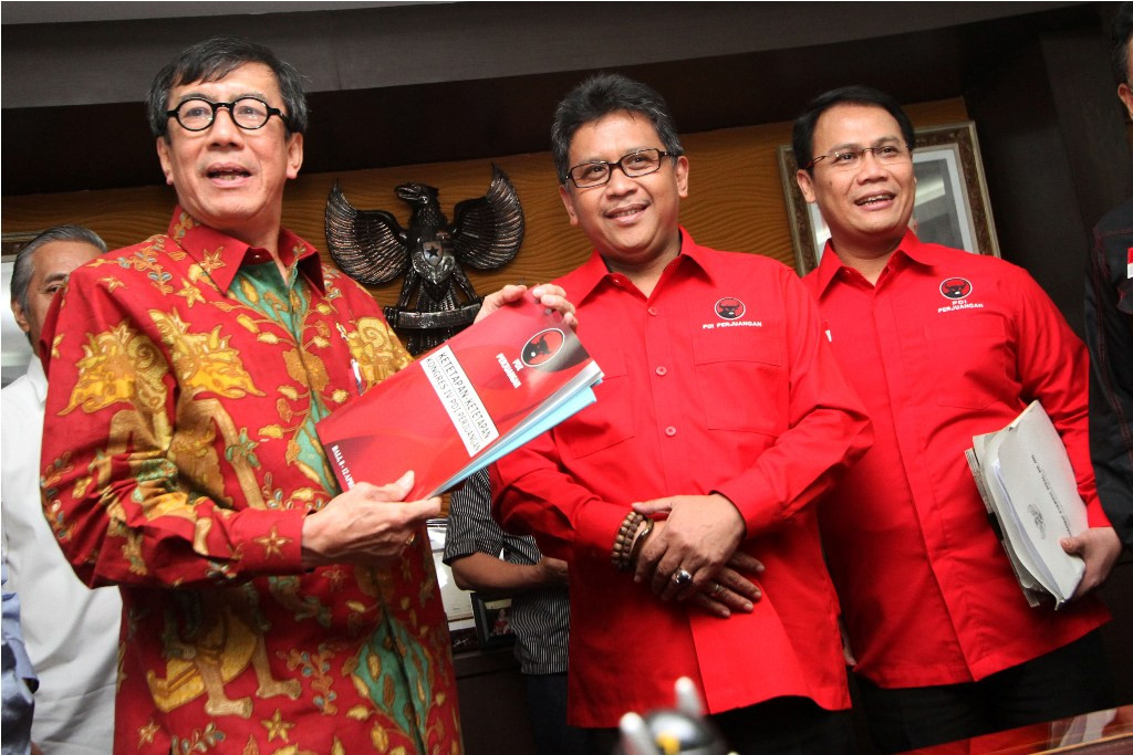 Foto: Sekretaris Jenderal PDIP, Hasto Kristiyanto (tengah)/MI_Immanuel Antonius 